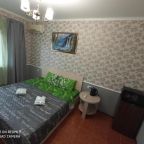 De Luxe, Гостевой дом Персей