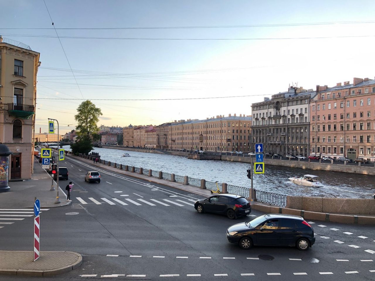 Двухместный (Вид на реку (2 этаж)), Меблированные комнаты Forever Young