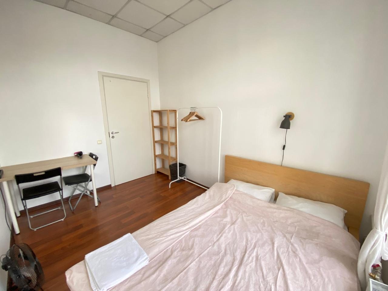 Двухместный (Вид на город (4 этаж)), Меблированные комнаты Forever Young