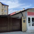 С улицы