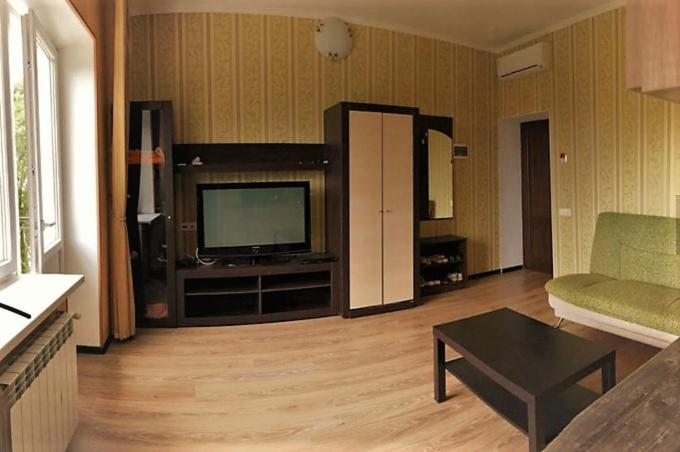Апартаменты (двухкомнатные апартаменты с собственной кухней) гостиницы Европа на Вишнёвой, Архипо-Осиповка