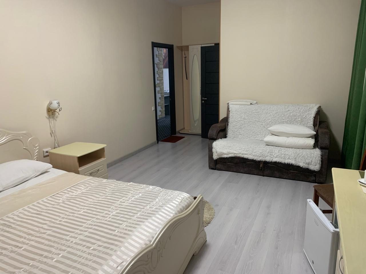 Семейный, Отель 54