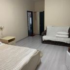 Семейный, Отель 54