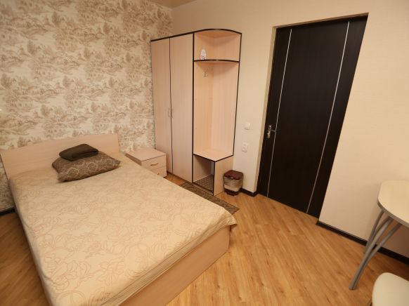 Фотография номера квартирного агентства Венеция