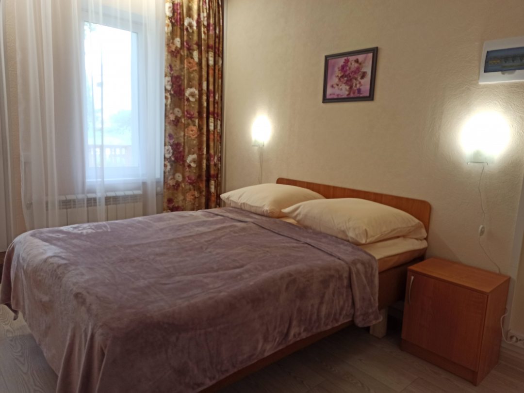 Двухместный (Двухместный номер с двуспальной кроватью) гостевого дома Карелия, Медвежьегорск