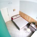 Двухместный (Стандарт с одной большой кроватью), Хостел Bed&Bike Hostel