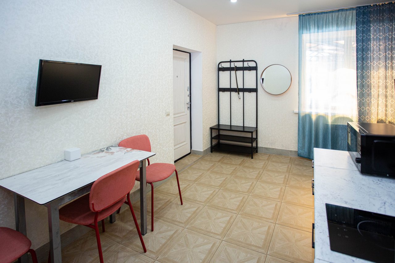 Апартаменты (Однокомнатная квартира), Апарт-отель Шпиль-Менского