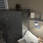 Шестиместный Мужской (Шестиместный мужской номер Ночной Город), Хостел Бригит на Ладожской