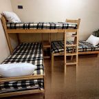 Шестиместный Мужской (Шестиместный мужской Мосты), Хостел Бригит на Ладожской