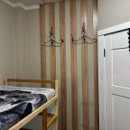 Четырехместный Женский (Четырёхместный Женский Хризантемы), Хостел Бригит на Ладожской