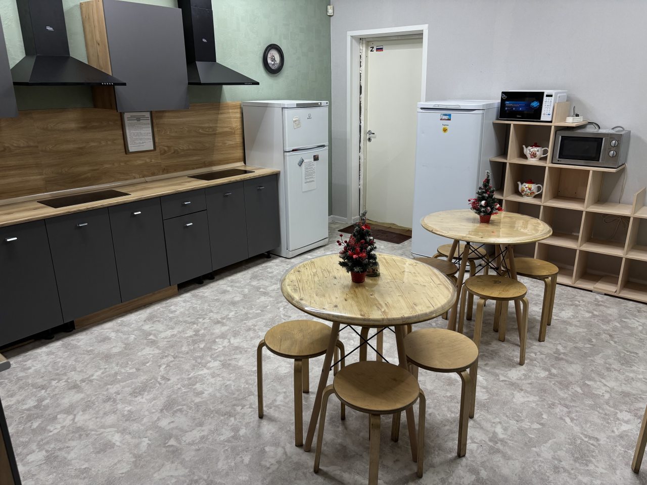 Трёхместный и более (Британки Трёхместный Стандарт), Хостел Бригит на Ладожской