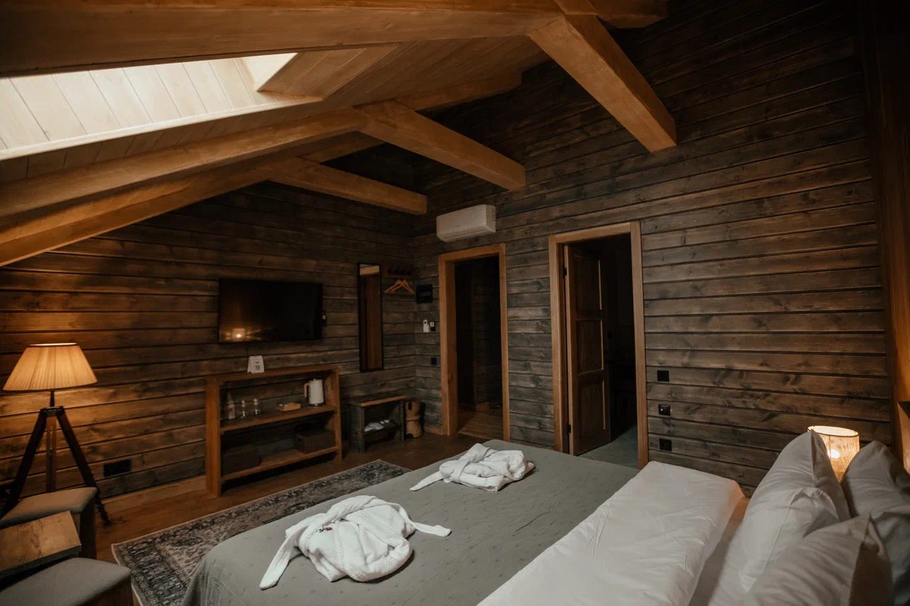 Люкс (DELUXE  Goat House), Загородный комплекс Farm & Village