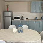 Коттедж (Цветной с террасой и двумя спальнями), База отдыха Времена года