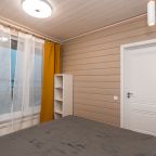 Дом (На воде с сауной), База отдыха Времена года