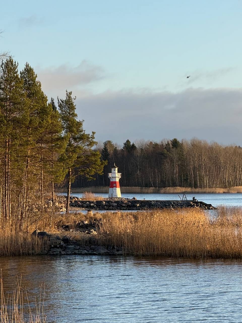 Дом (На воде с сауной), База отдыха Времена года