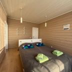 Дом (На воде), База отдыха Времена года