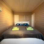 Дом (На воде), База отдыха Времена года