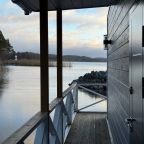 Дом (На воде), База отдыха Времена года