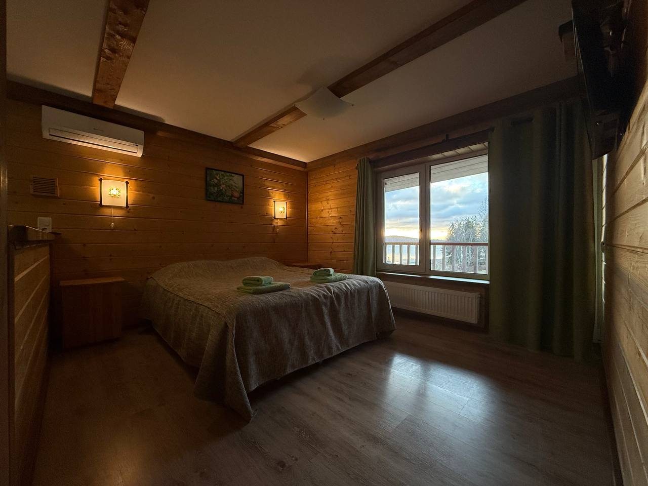 Двухместный (Комфорт с двуспальной кроватью в Норвежской деревне), База отдыха Времена года