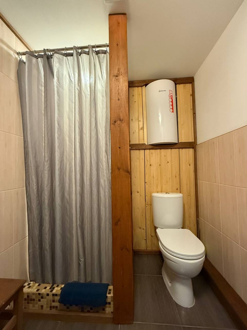 Двухместный (Комфорт с двуспальной кроватью в Норвежской деревне), База отдыха Времена года