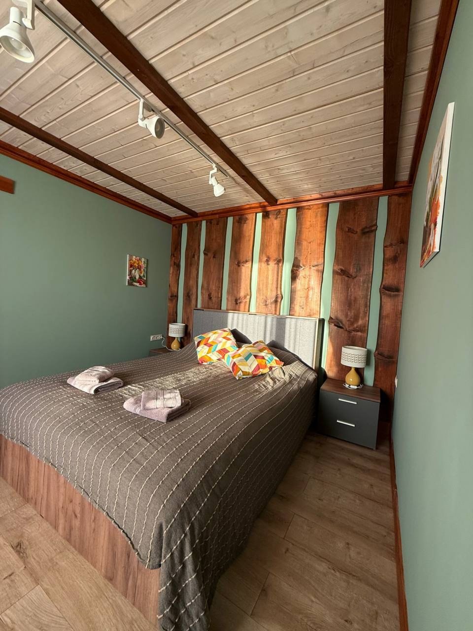 De Luxe (Номер Делюкс 