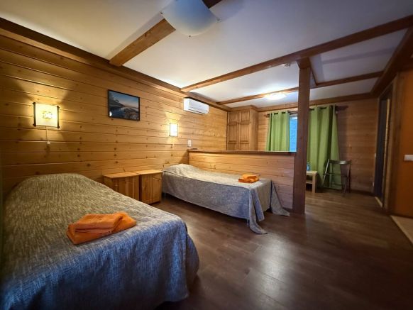 Фотография номера мини отеля Времена года