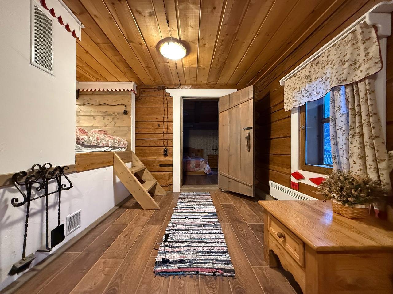 Дом (Терем ХIХ века), База отдыха Времена года