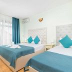 Трехместный (Standard Triple with balcony), Отель МоРеми Ultra All Inclusive Family Hotel