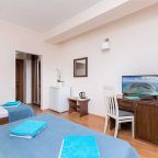 Трехместный (Standard Triple with balcony), Отель МоРеми Ultra All Inclusive Family Hotel