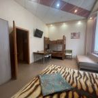 Семейный, Гостиница Юганка