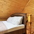 Двухкомнатный 4-х местный Домик Арабеска