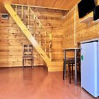 Двухкомнатный 4-х местный Домик Арабеска