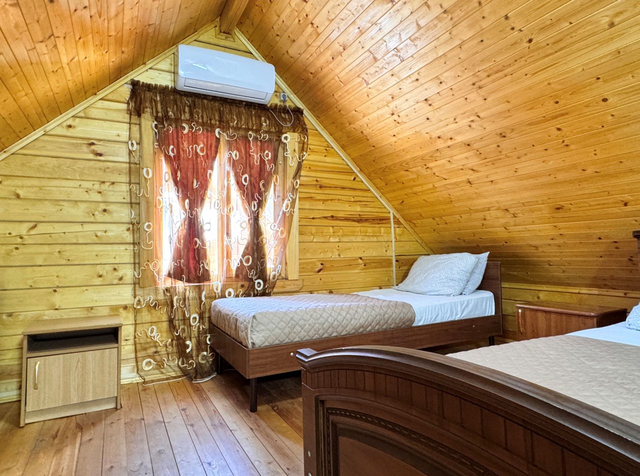 2-х комнатный 5-ти  местный Домик Арабеска