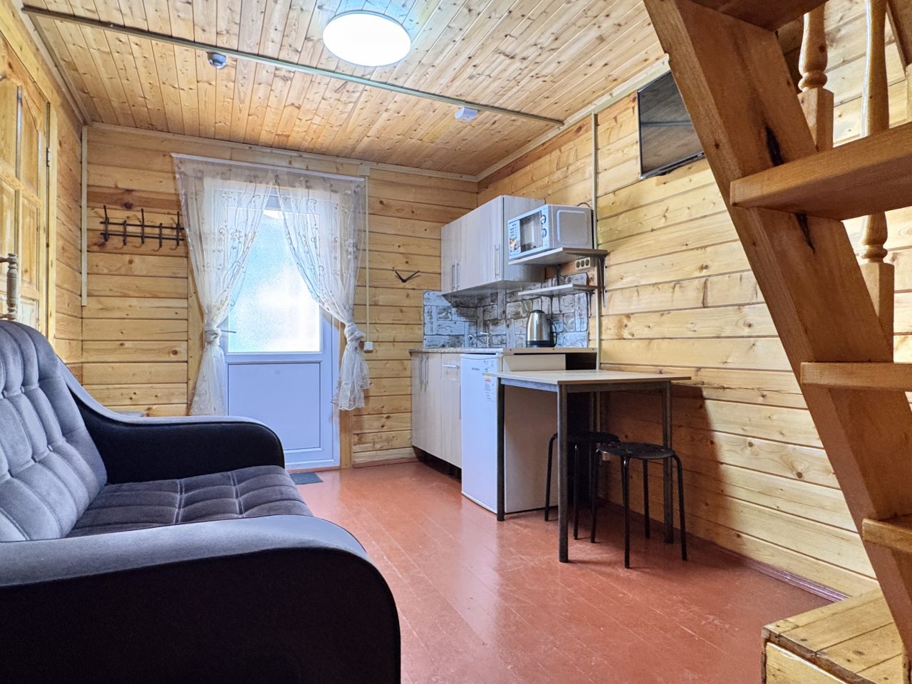 3-х комнатный 5-ти местный Домик с террасой и балконом