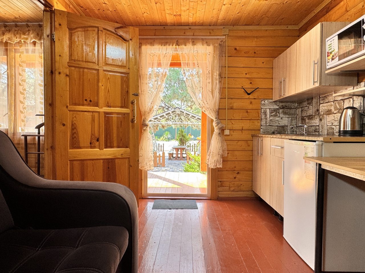 3-х комнатный 5-ти местный Домик с террасой и балконом