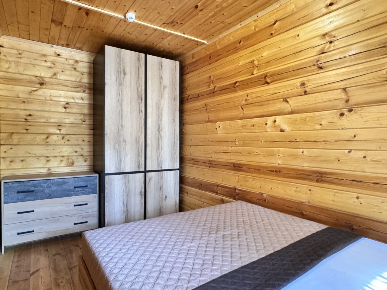 3-х комнатный 7-ми местный Домик Эко