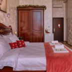 Полулюкс (С балконом), Отель Атлант