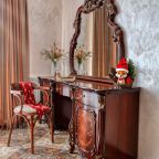 Люкс (С балконом), Отель Атлант