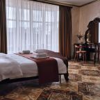 Люкс (С балконом), Отель Атлант