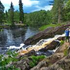 Экскурсионное обслуживание, Гостевой дом Домик из Карельской сосны