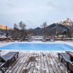 Бассейн с видом на горы, Гостевой дом Гринч