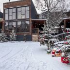 Автостоянка / Парковка, Гостевой дом Гринч