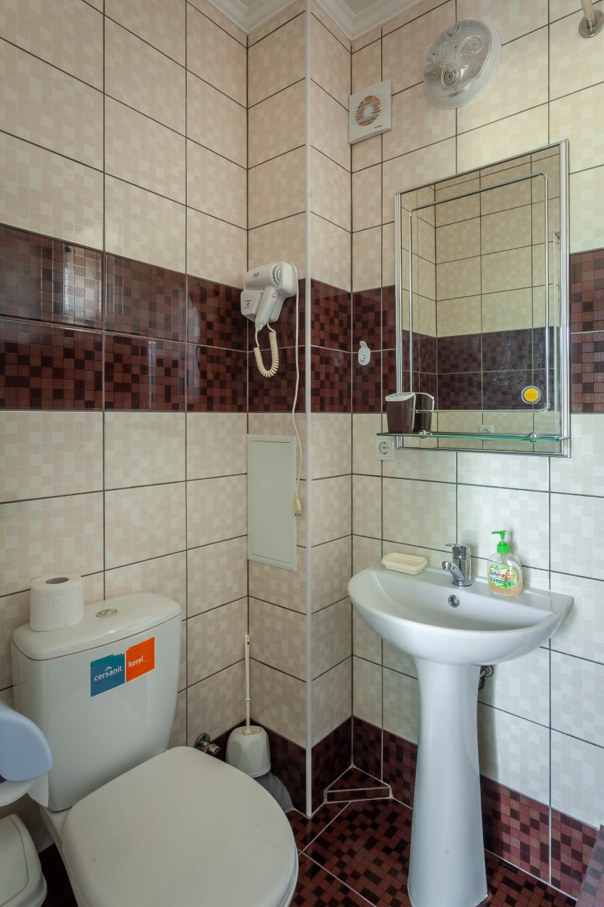 Трёхместный и более (Пятиместный), Гостевой дом Манака