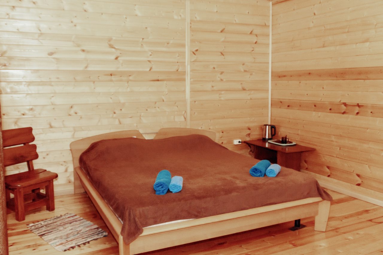 Двухместный (В доме на воде), База отдыха Озеро Желаний