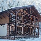 Уютный дом в стиле шале состоит из 4 комфортабельных номеров