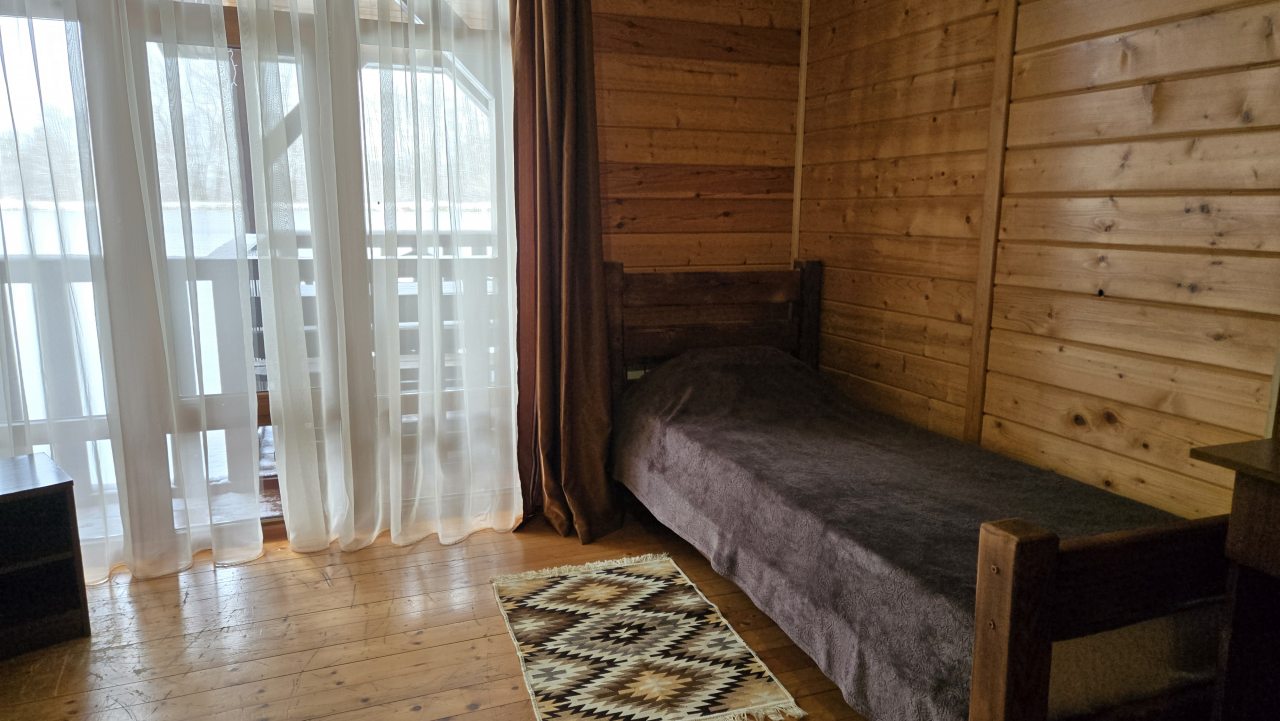 Четырехместный (Четырехместный в Доме на воде (Однокомнатный)), База отдыха Озеро Желаний