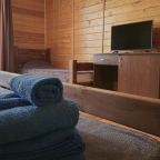 Четырехместный (Четырехместный в Доме на воде (Однокомнатный)), База отдыха Озеро Желаний