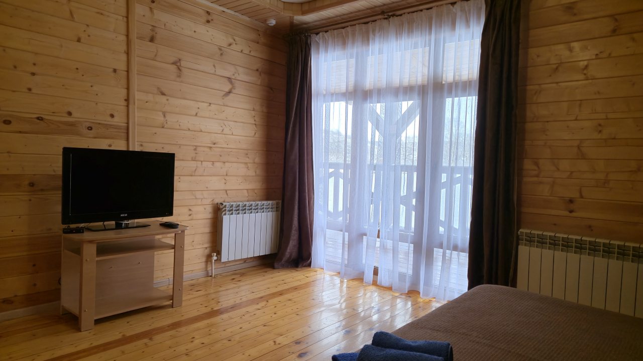 Двухместный (В доме на воде), База отдыха Озеро Желаний