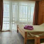 Трехместный (Шале на берегу), База отдыха Озеро Желаний