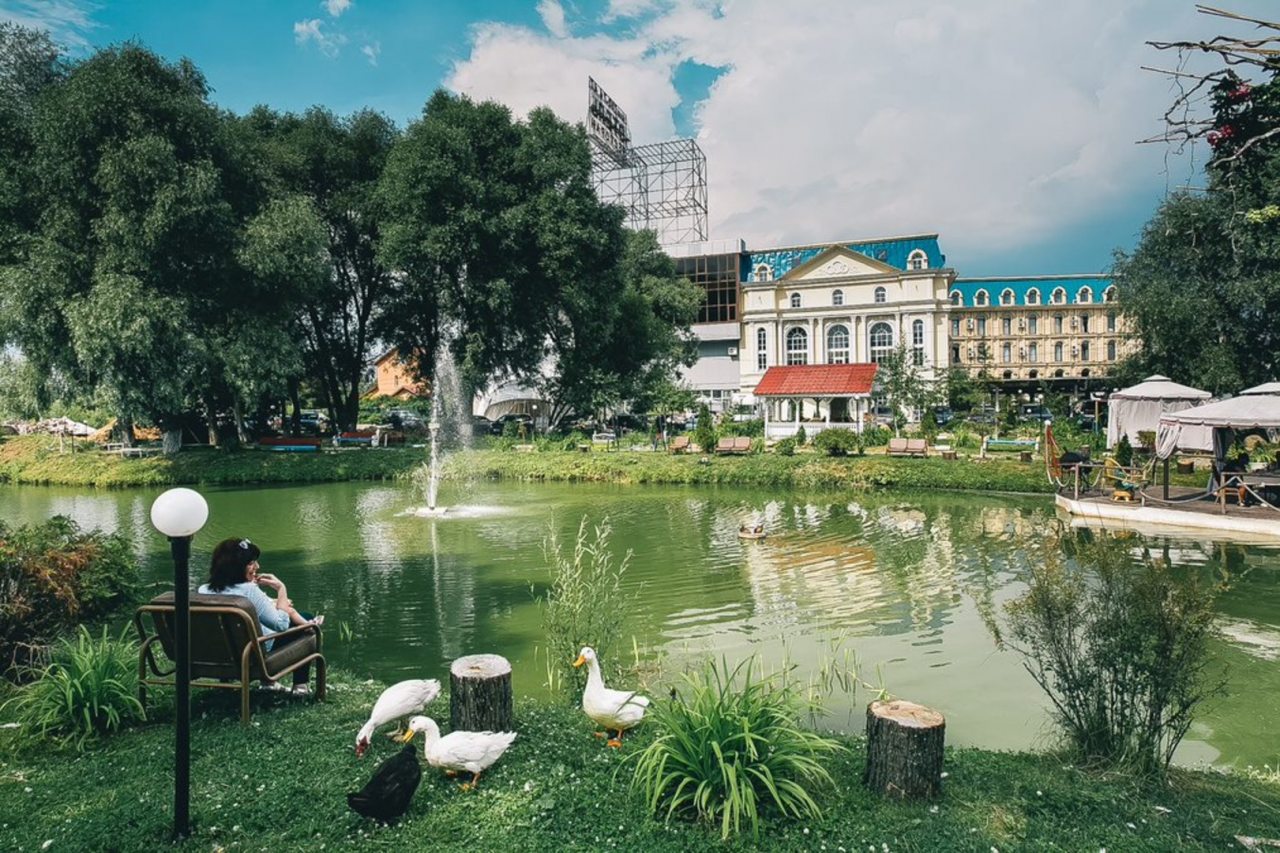 Вид на пруд, Отель Vnukovo Village